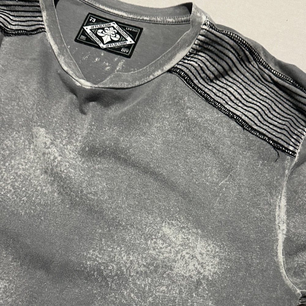 Affliction Gray T-Shirt with Patch and Stitch Detail - Picture 4 of 7